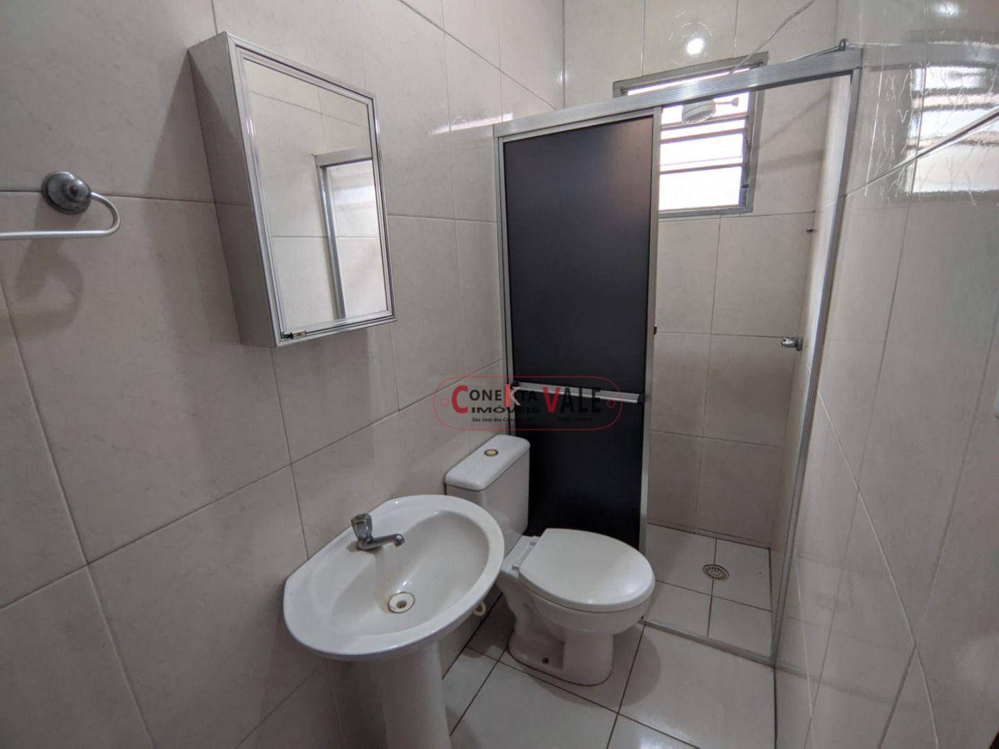 Casa para alugar com 3 quartos, 150m² - Foto 9