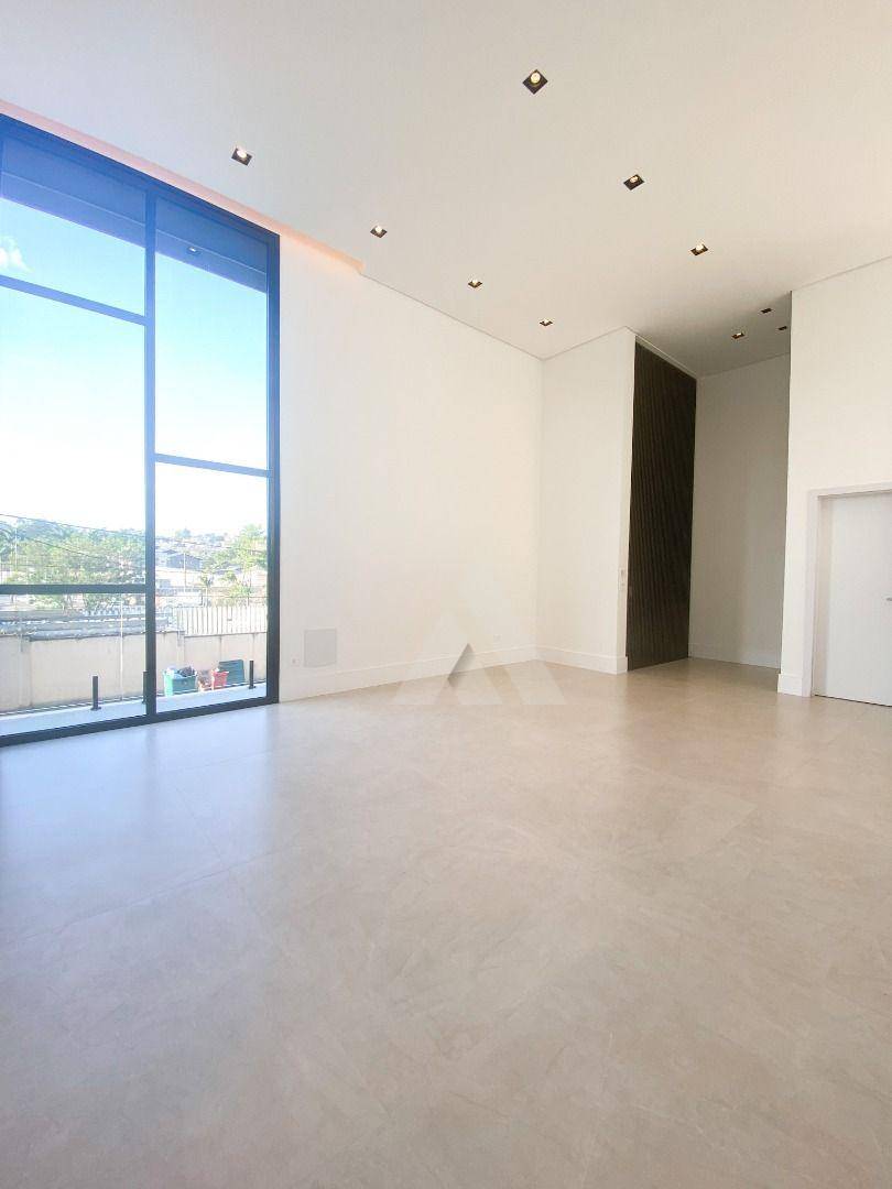 Casa, 3 quartos, 315 m² - Foto 3
