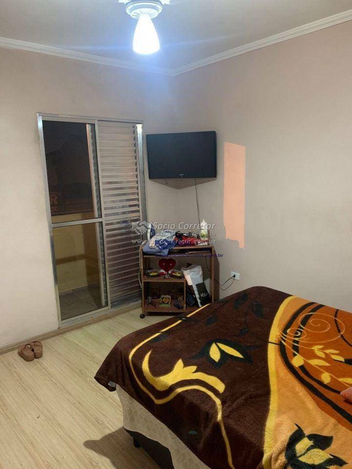 Sobrado à venda com 3 quartos, 200m² - Foto 14