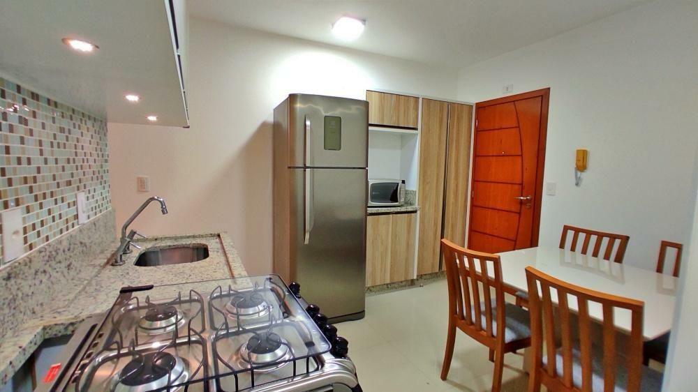 Apartamento à venda com 2 quartos, 82m² - Foto 18