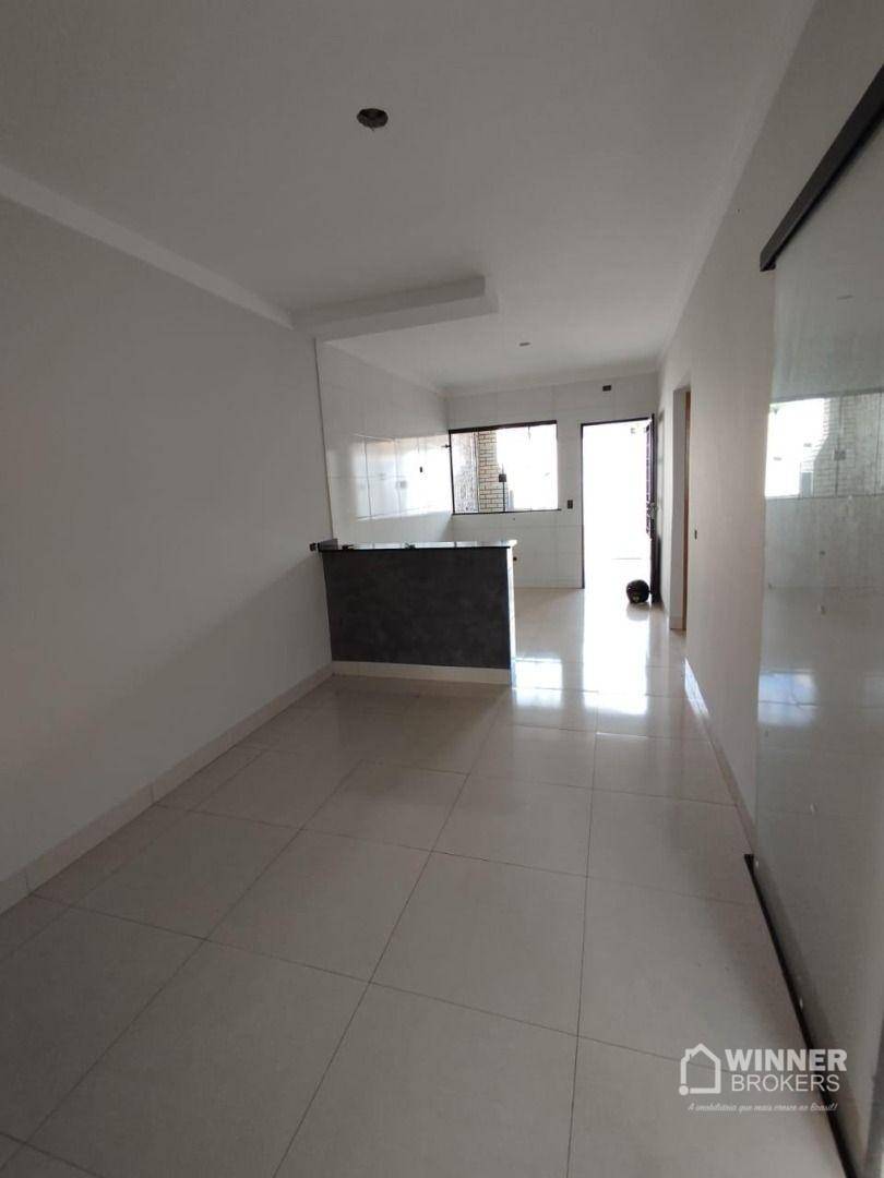 Casa à venda com 3 quartos, 77m² - Foto 4