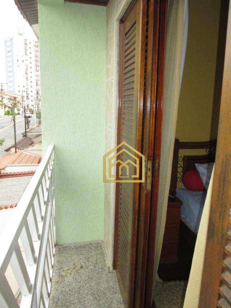 Sobrado à venda com 3 quartos, 220m² - Foto 13