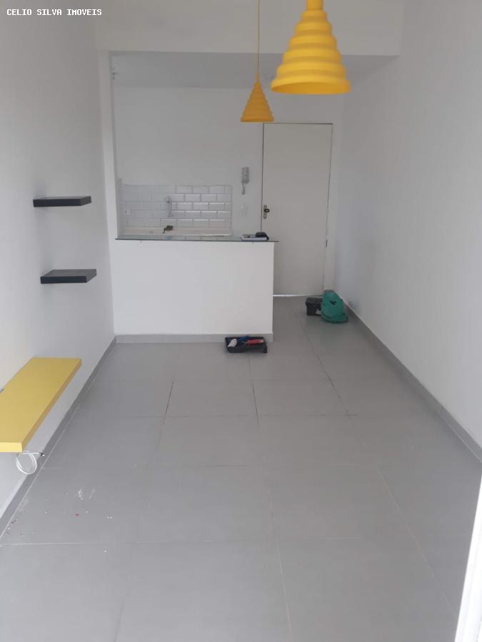 Apartamento à venda com 2 quartos, 51m² - Foto 2