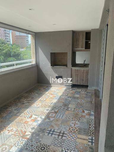 Apartamento à venda com 4 quartos, 141m² - Foto 1