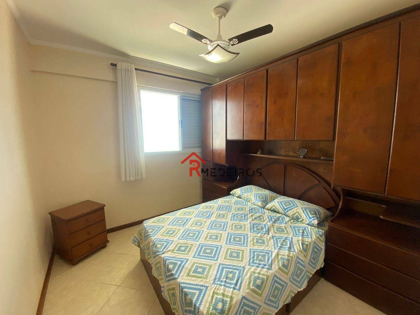 Apartamento à venda com 2 quartos, 70m² - Foto 19