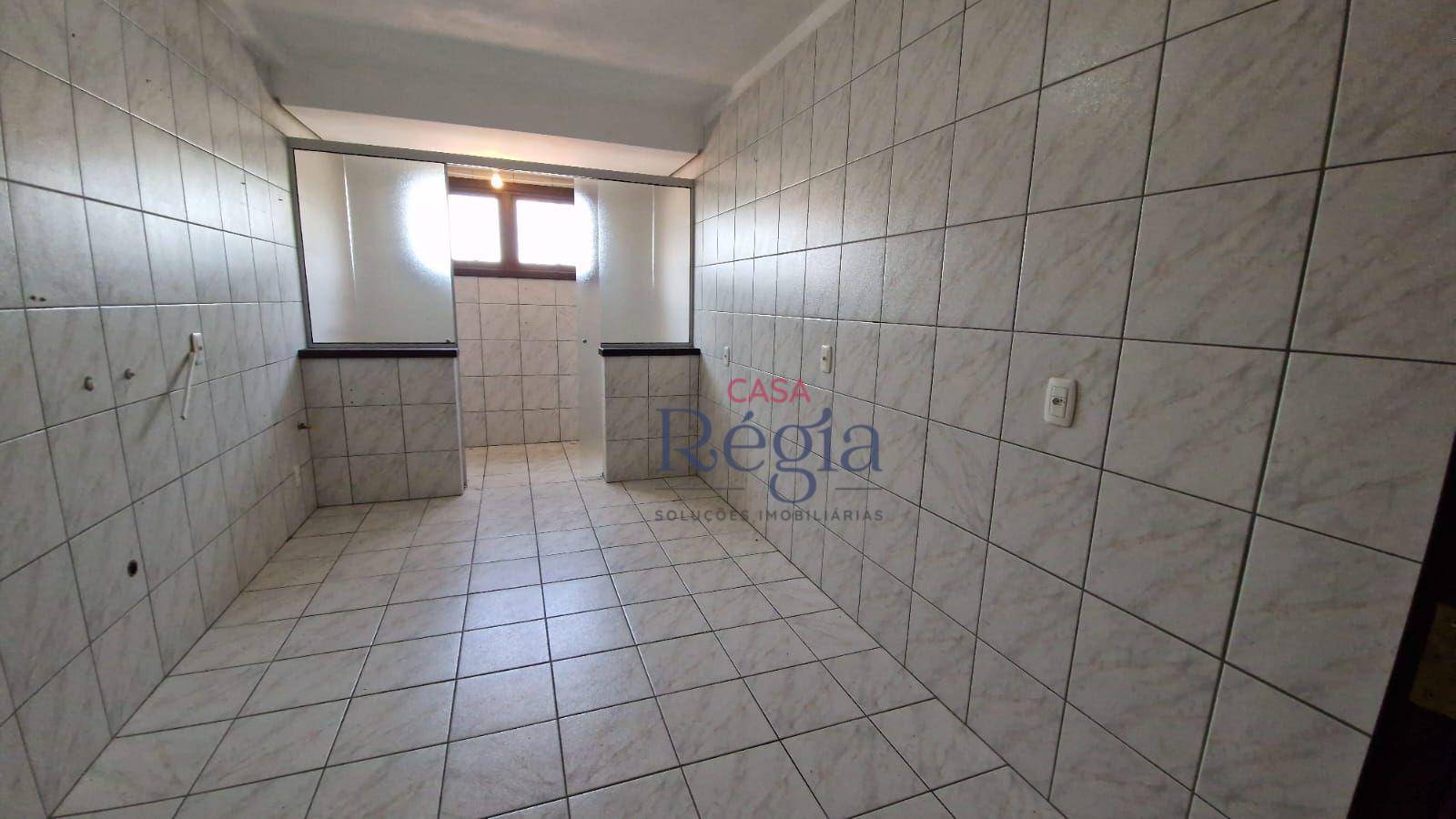 Apartamento à venda com 2 quartos, 76m² - Foto 20