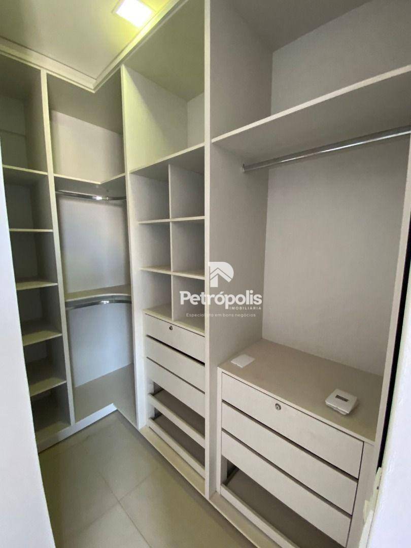 Apartamento à venda com 3 quartos, 87m² - Foto 14