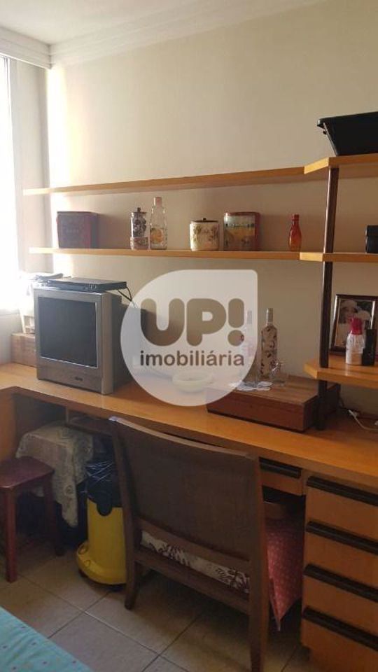 Apartamento à venda com 3 quartos, 126m² - Foto 2