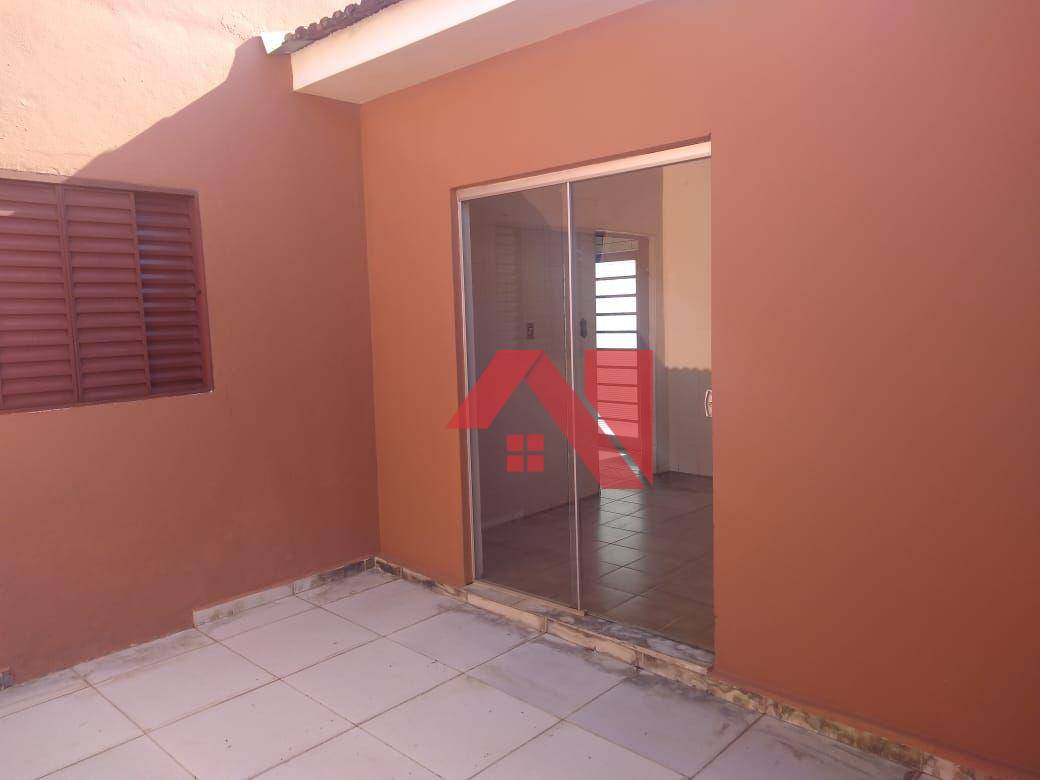 Casa à venda com 3 quartos, 170m² - Foto 14