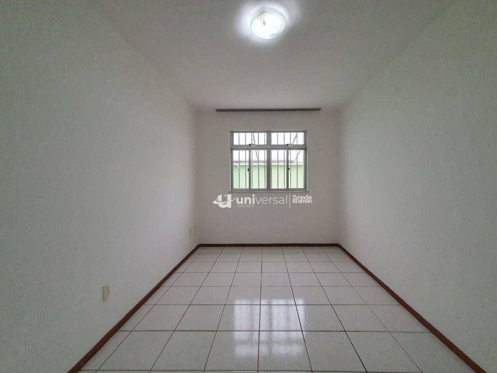 Apartamento para alugar com 2 quartos, 80m² - Foto 7
