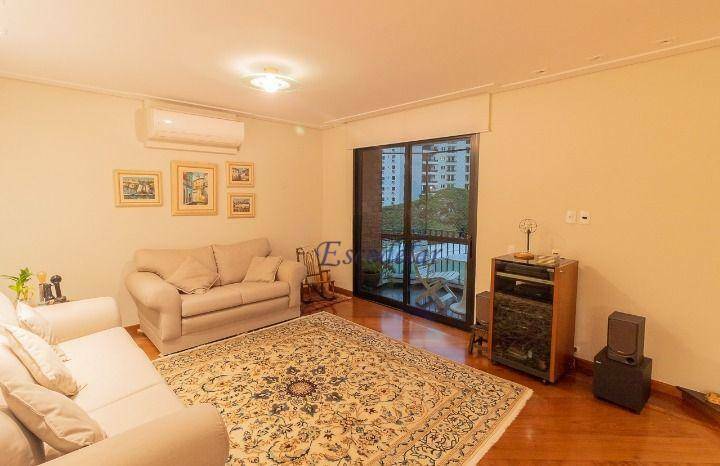 Apartamento à venda com 4 quartos, 217m² - Foto 9