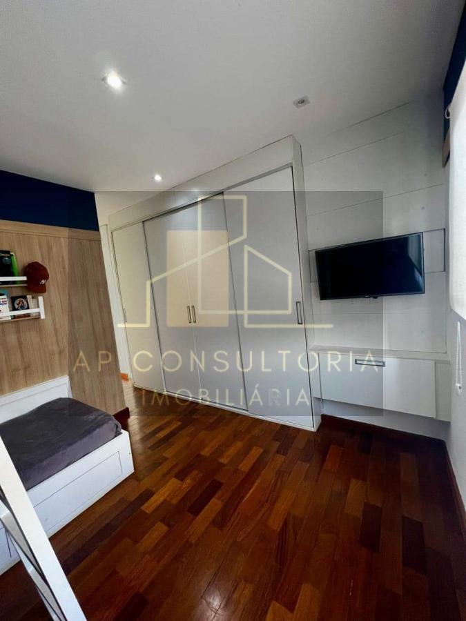 Casa à venda com 4 quartos, 360m² - Foto 9