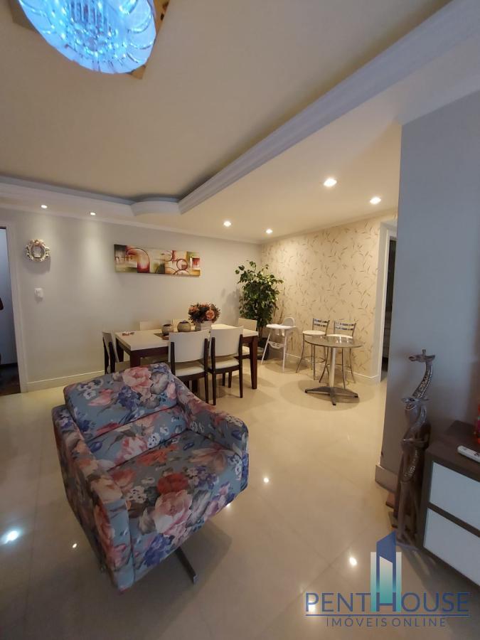 Apartamento à venda com 4 quartos, 135m² - Foto 2