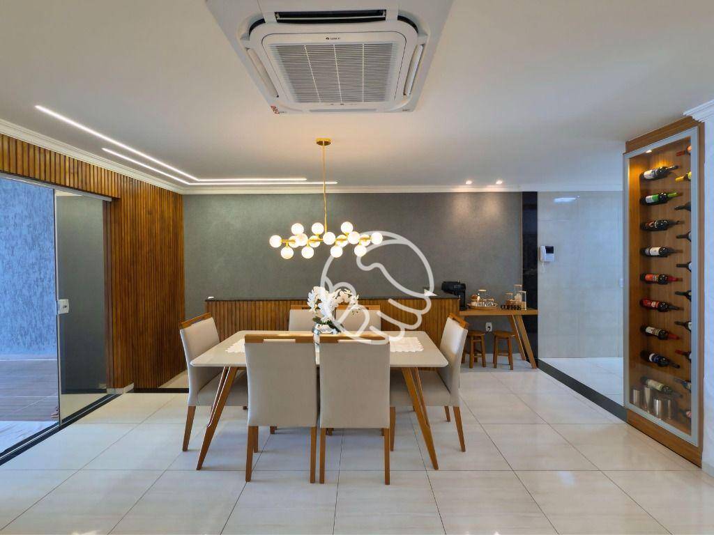 Casa, 4 quartos, 180 m² - Foto 2