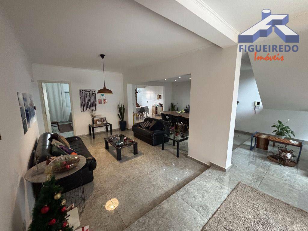 Casa à venda com 5 quartos, 462m² - Foto 4