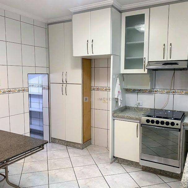 Casa à venda com 3 quartos, 216m² - Foto 21