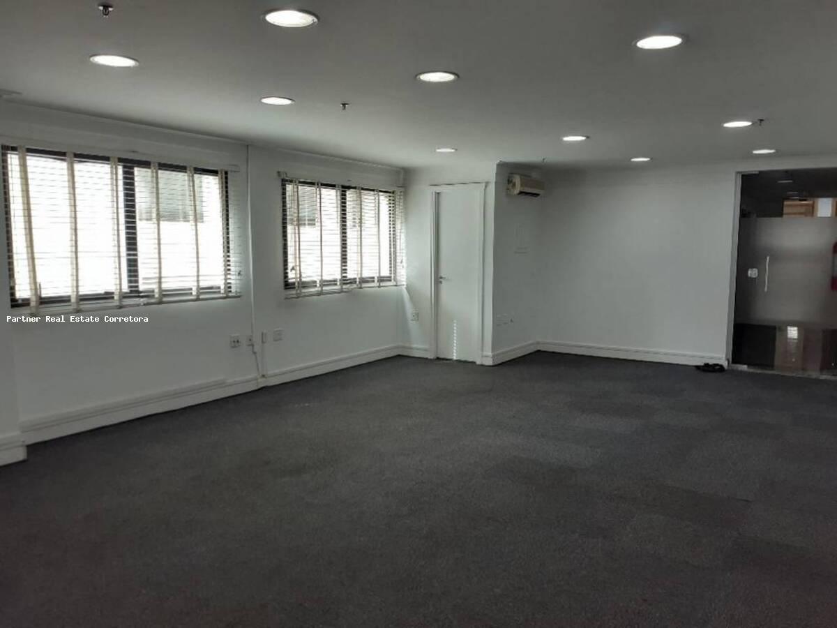 Conjunto Comercial-Sala à venda com 1 quarto, 122m² - Foto 12