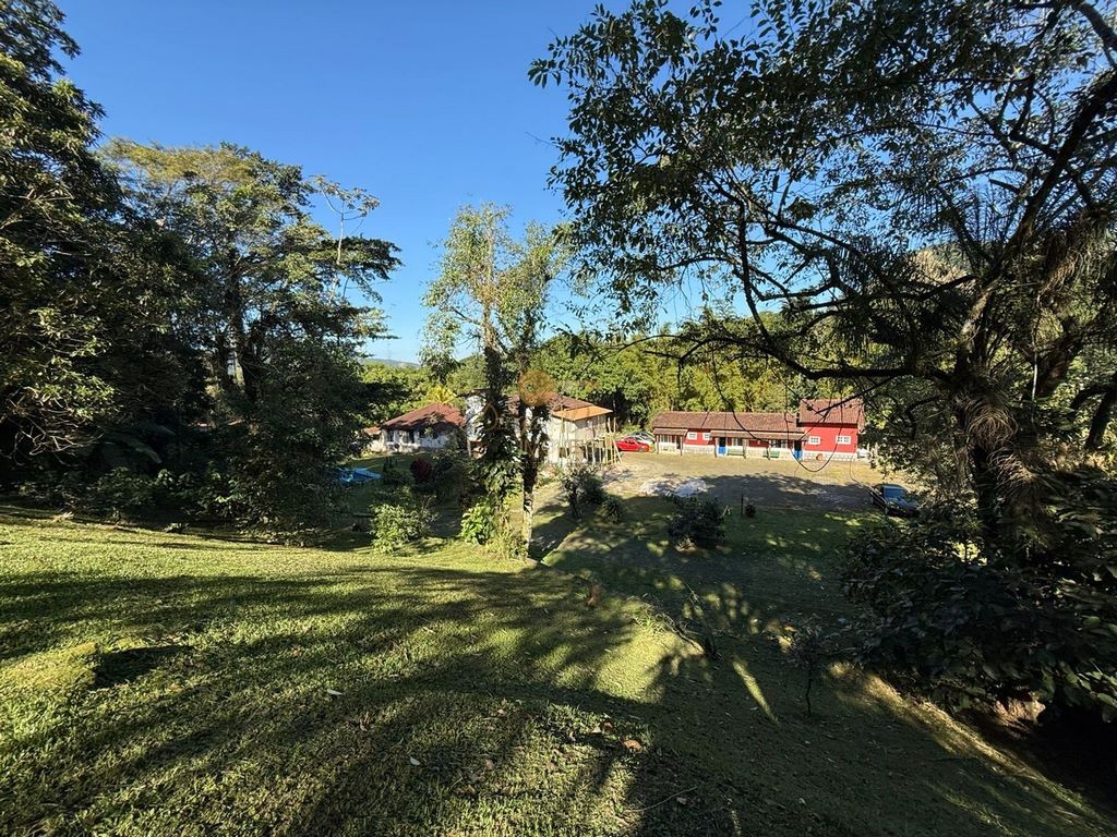 Sítio à venda com 26 quartos, 120000m² - Foto 2