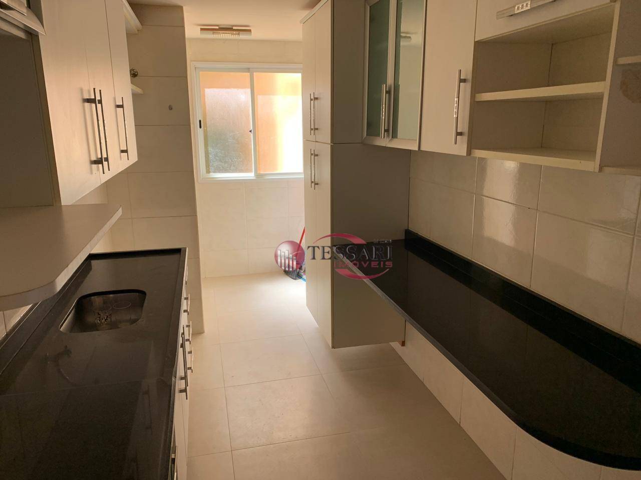 Apartamento à venda com 2 quartos, 57m² - Foto 2