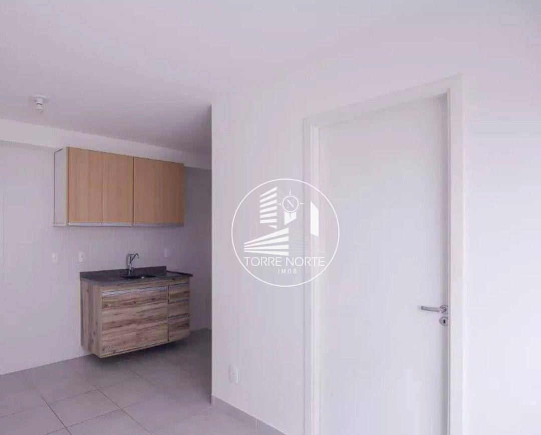 Apartamento à venda com 2 quartos, 35m² - Foto 2