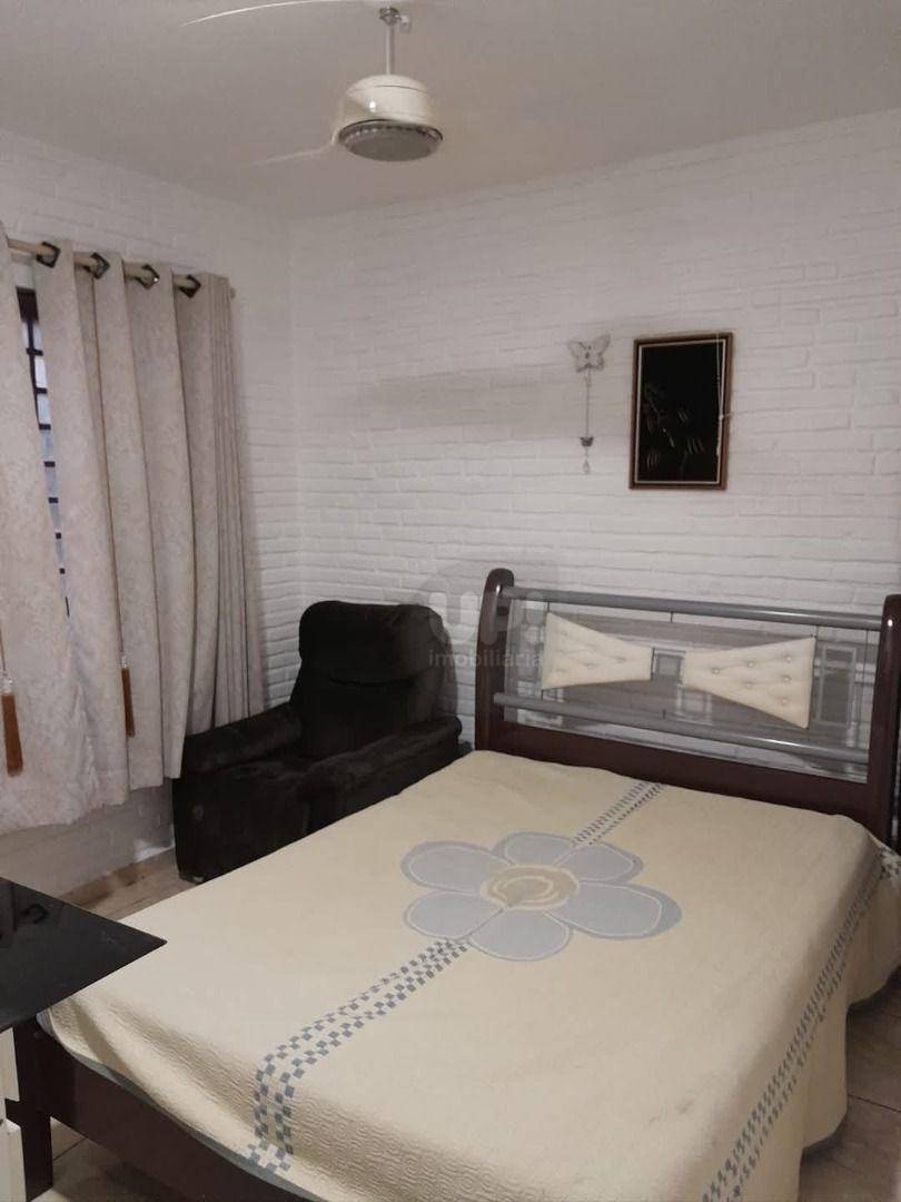 Chácara, 3 quartos, 1100 m² - Foto 2