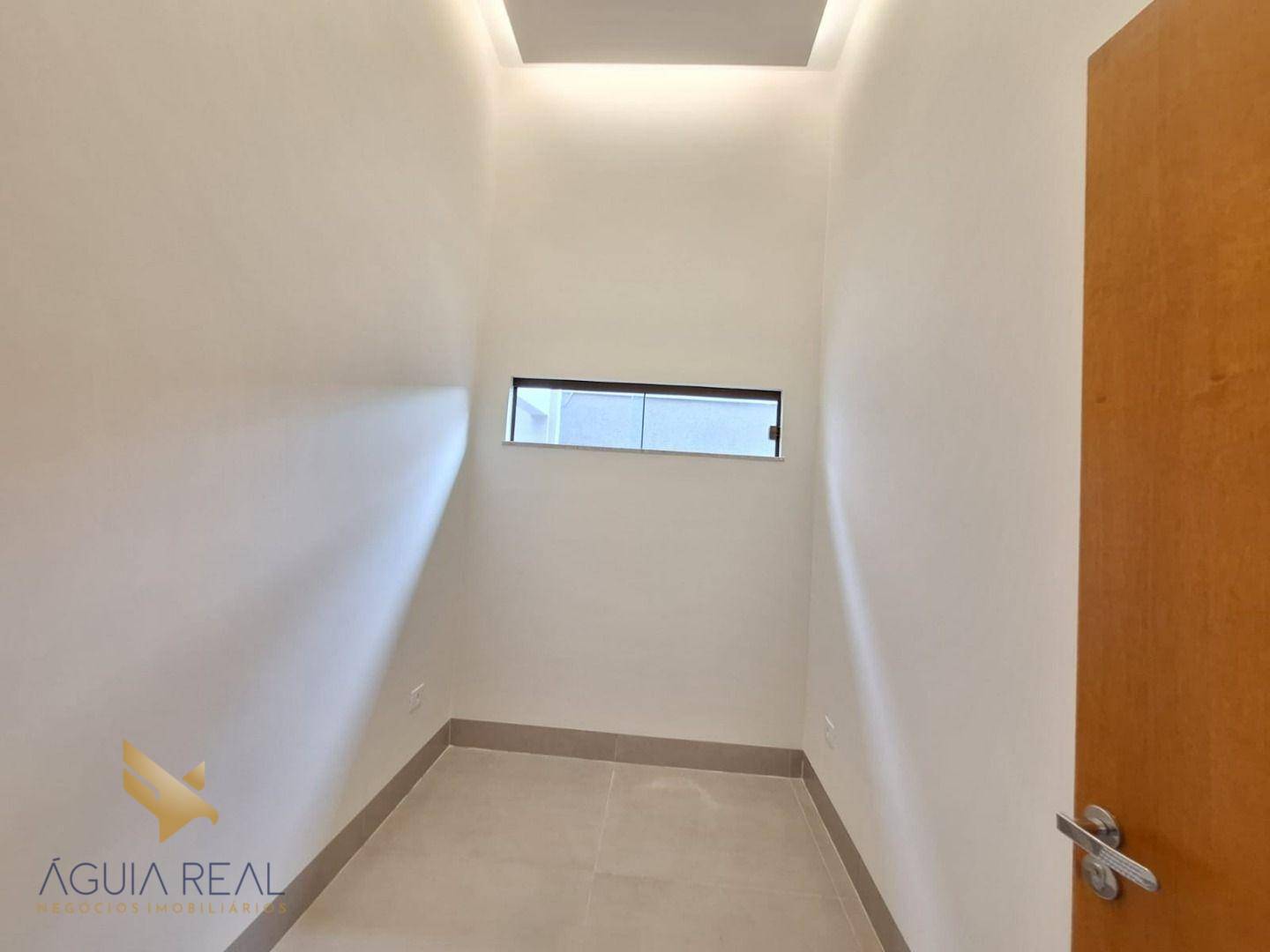 Casa à venda com 3 quartos, 170m² - Foto 7