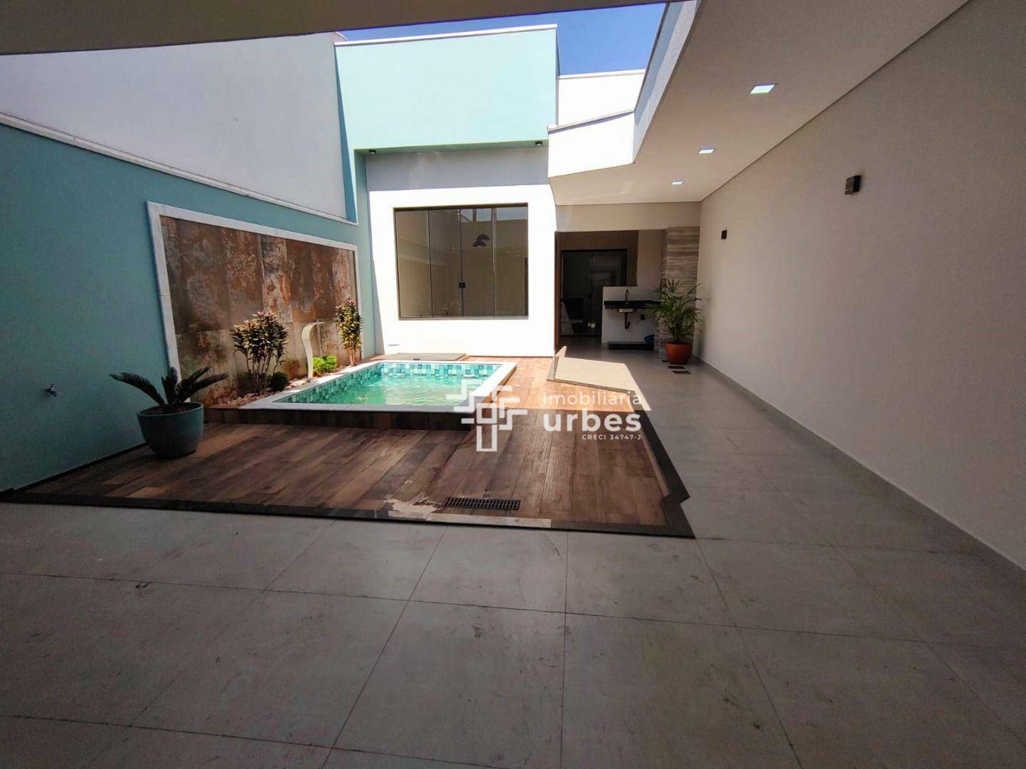 Casa à venda com 2 quartos, 112m² - Foto 2