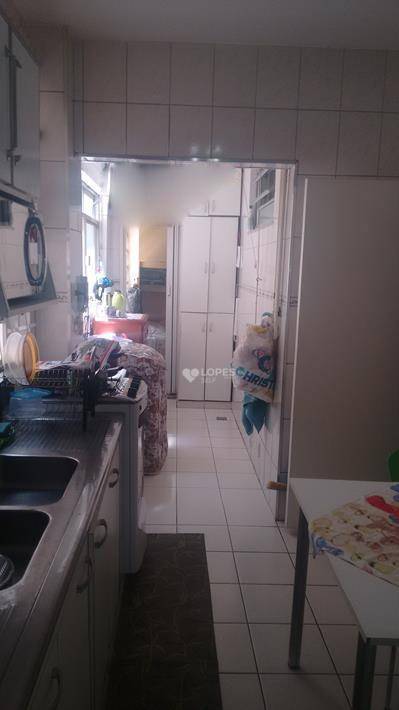 Apartamento à venda com 2 quartos, 77m² - Foto 12