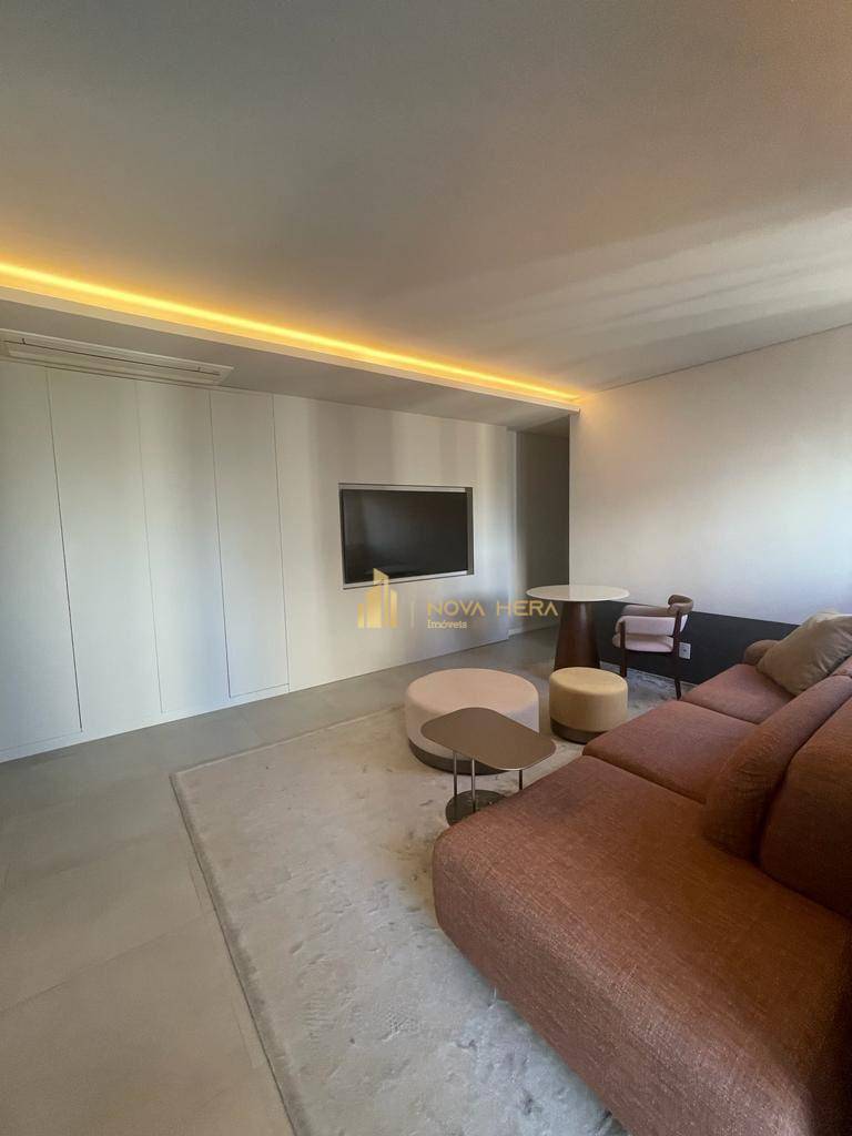 Apartamento à venda com 2 quartos, 82m² - Foto 11