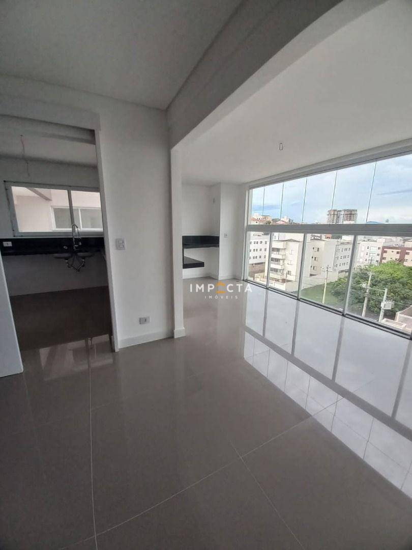 Apartamento à venda com 3 quartos, 125m² - Foto 5