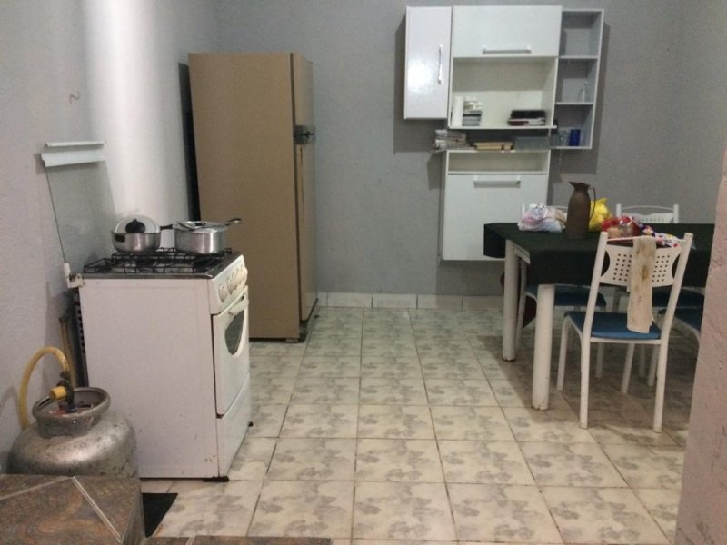 Casa à venda com 5 quartos, 170m² - Foto 9