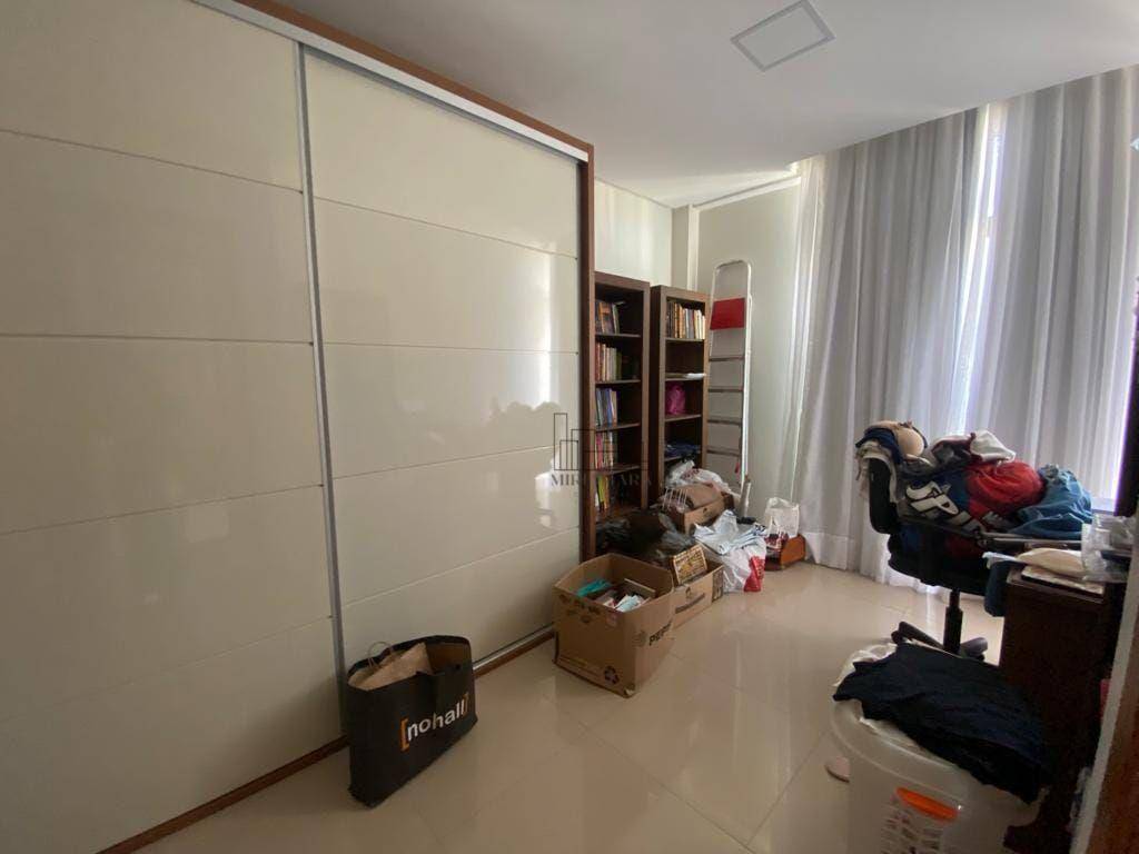 Casa à venda com 3 quartos, 212m² - Foto 16