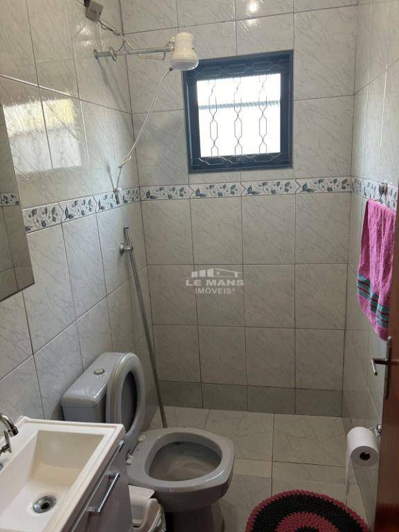 Casa à venda com 3 quartos, 67m² - Foto 12