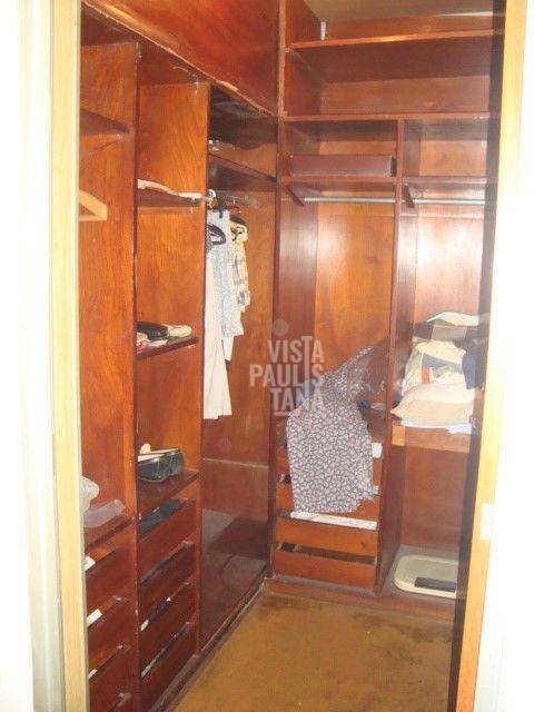 Apartamento à venda com 3 quartos, 137m² - Foto 13