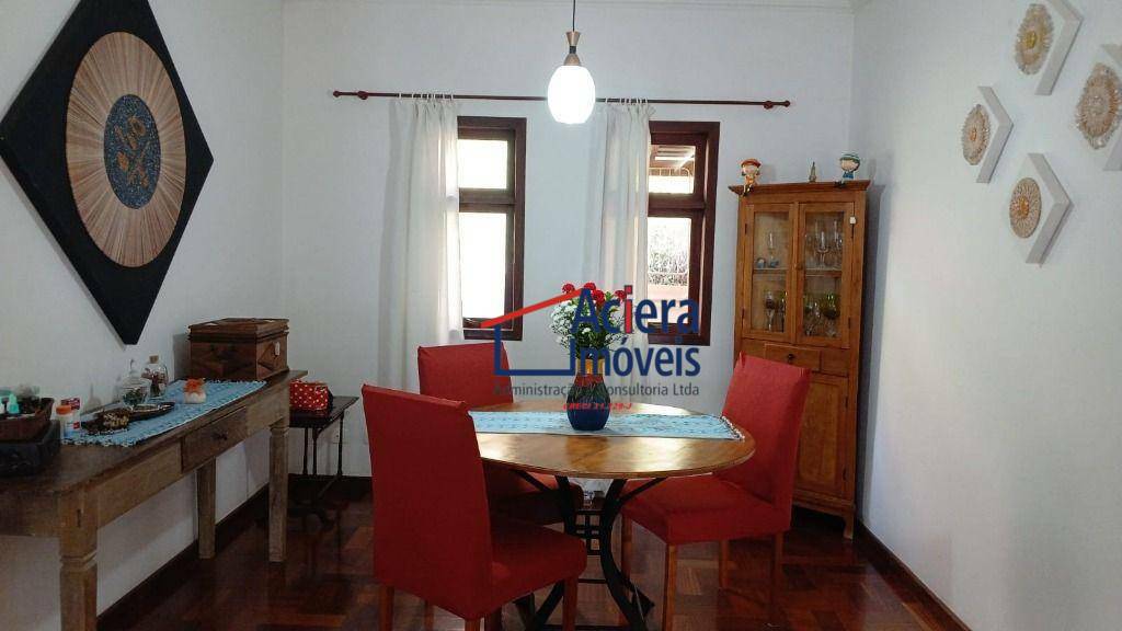 Casa de Condomínio à venda com 3 quartos, 217m² - Foto 19