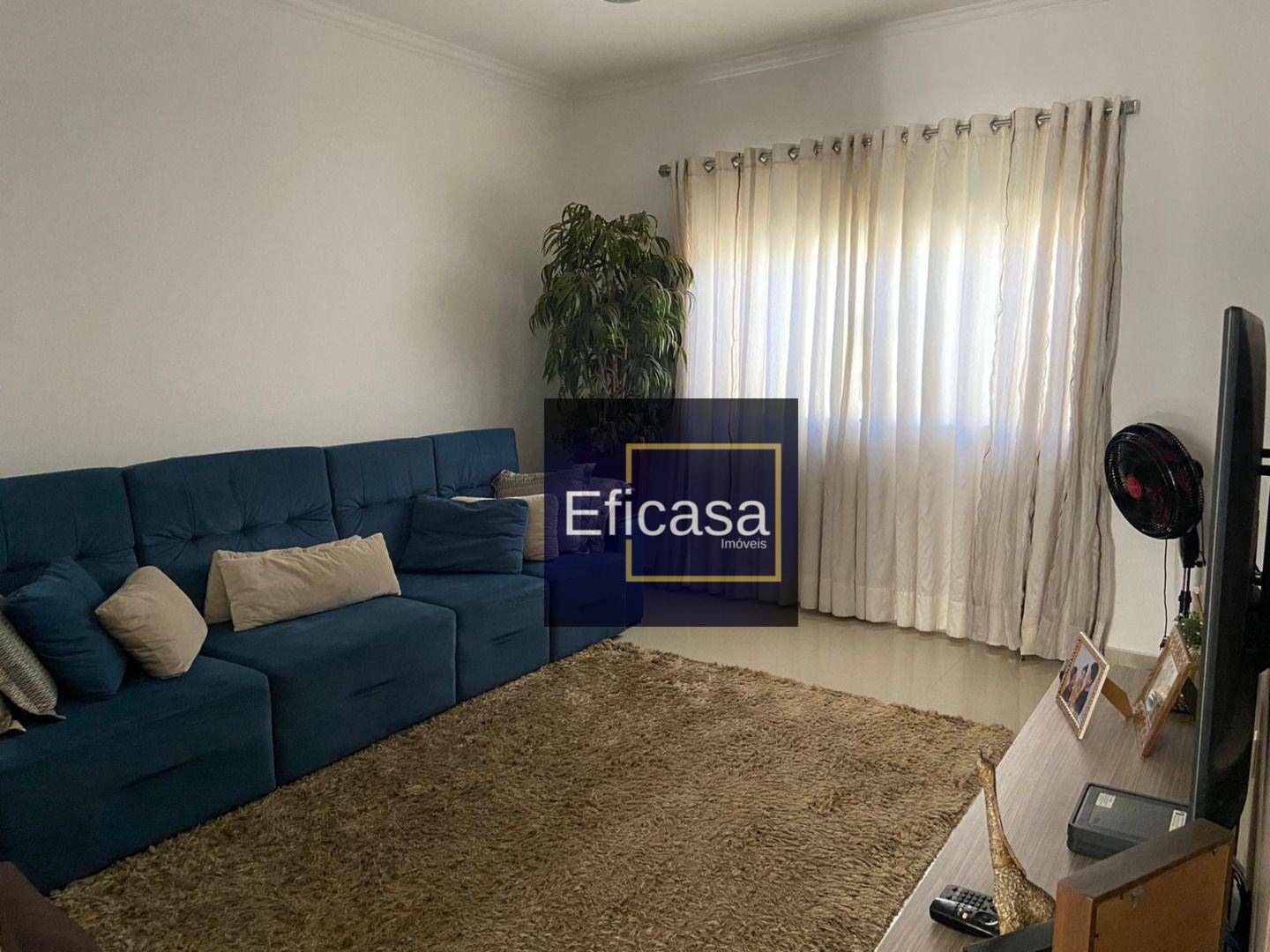 Casa à venda com 3 quartos, 230m² - Foto 13