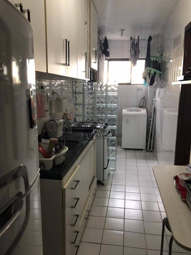 Apartamento à venda com 3 quartos, 89m² - Foto 2