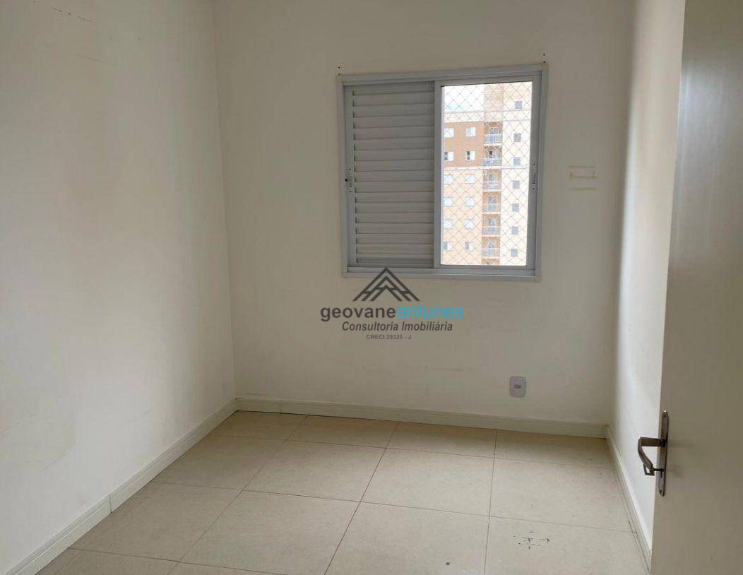 Apartamento à venda com 2 quartos, 66m² - Foto 9