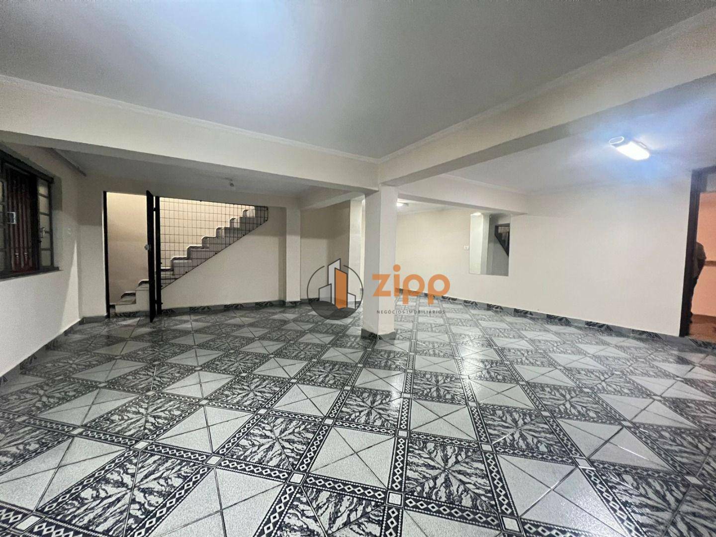 Sobrado à venda com 6 quartos, 300m² - Foto 47