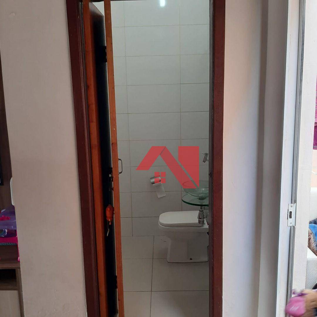 Sobrado à venda com 2 quartos, 140m² - Foto 5