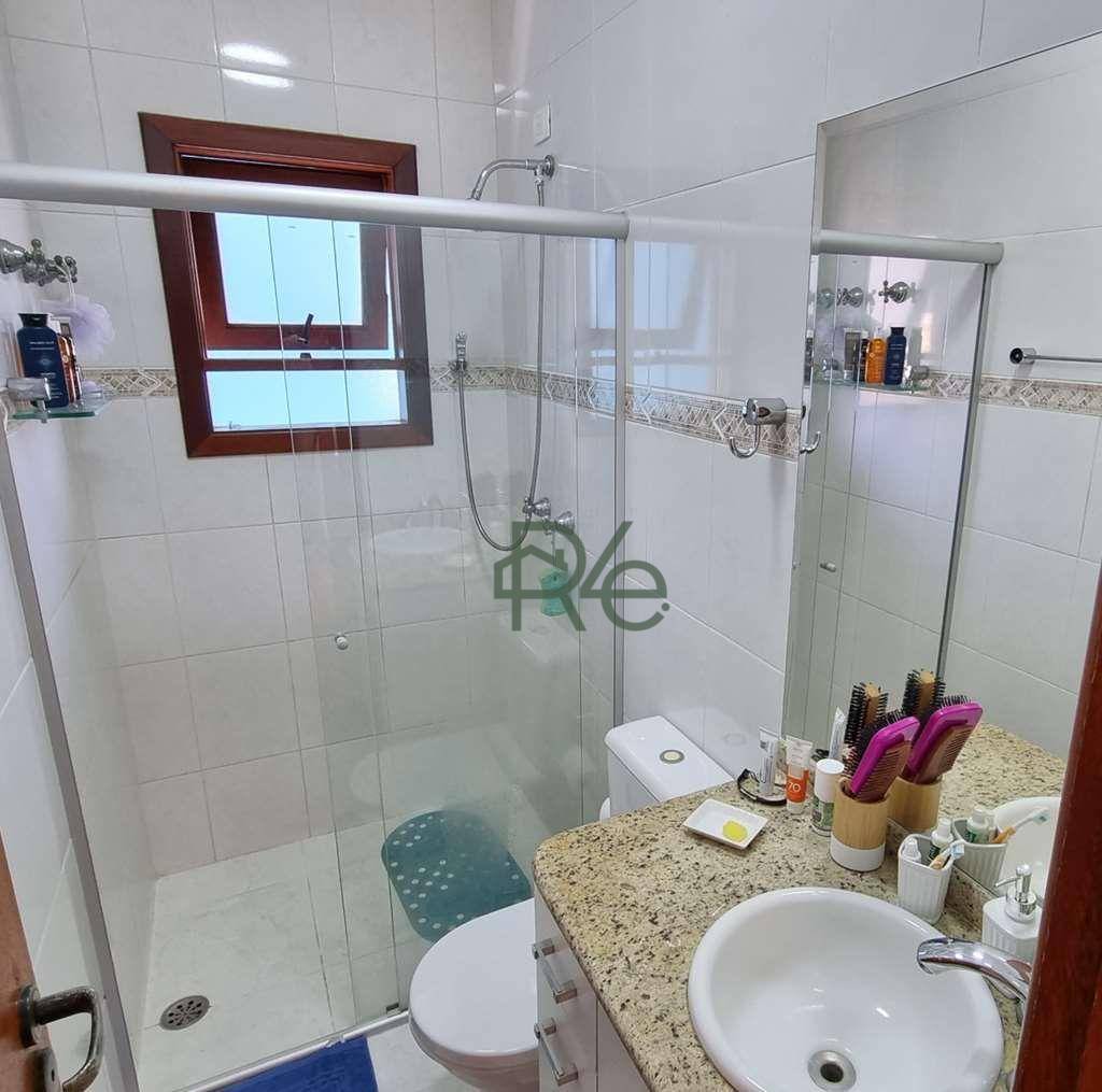 Casa de Condomínio à venda com 4 quartos, 380m² - Foto 37