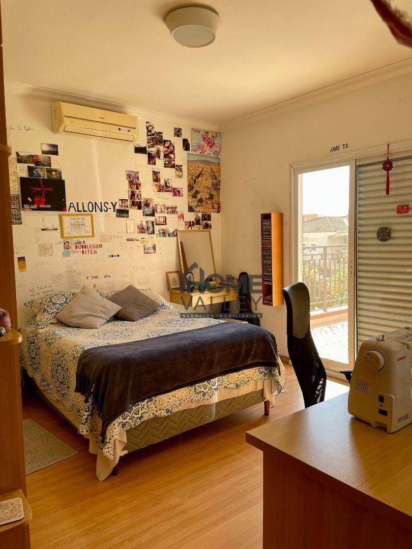 Casa de Condomínio à venda com 4 quartos, 260m² - Foto 33
