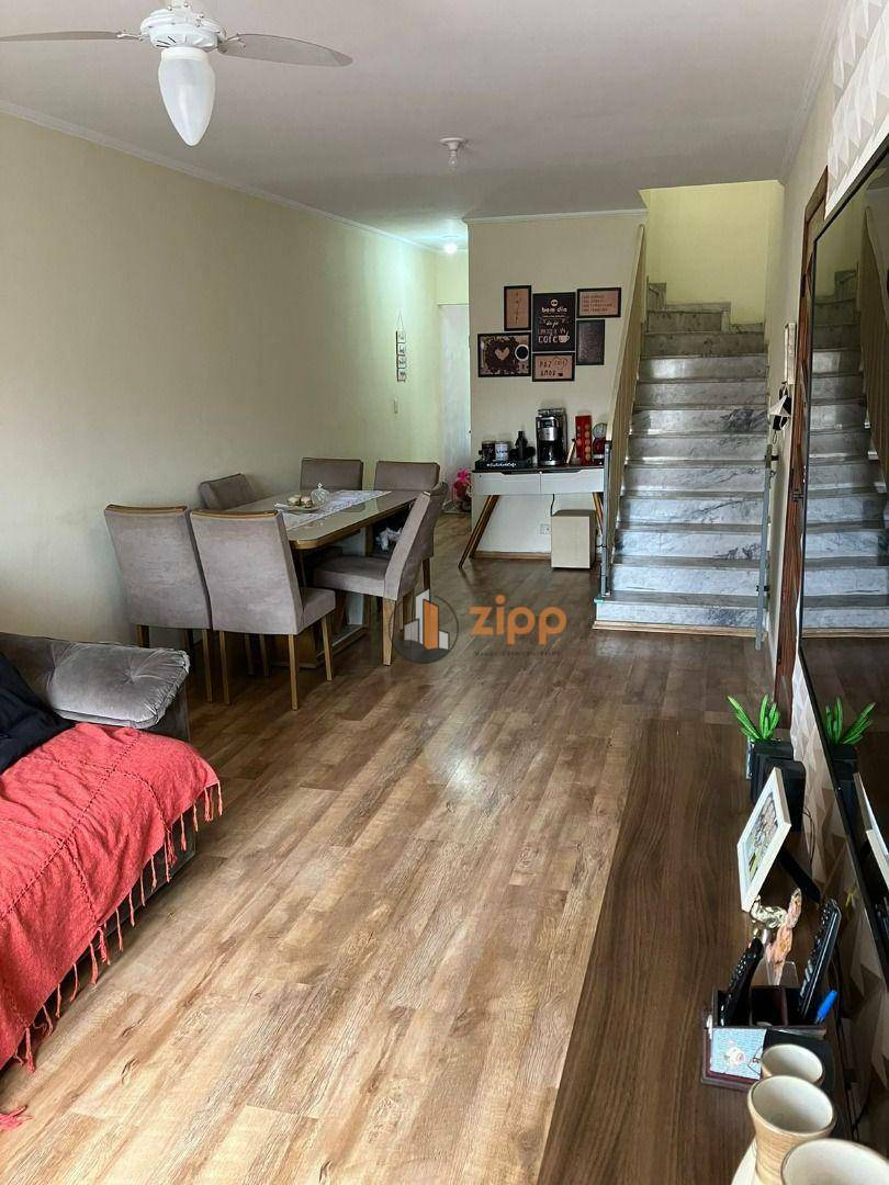 Sobrado à venda com 4 quartos, 152m² - Foto 2