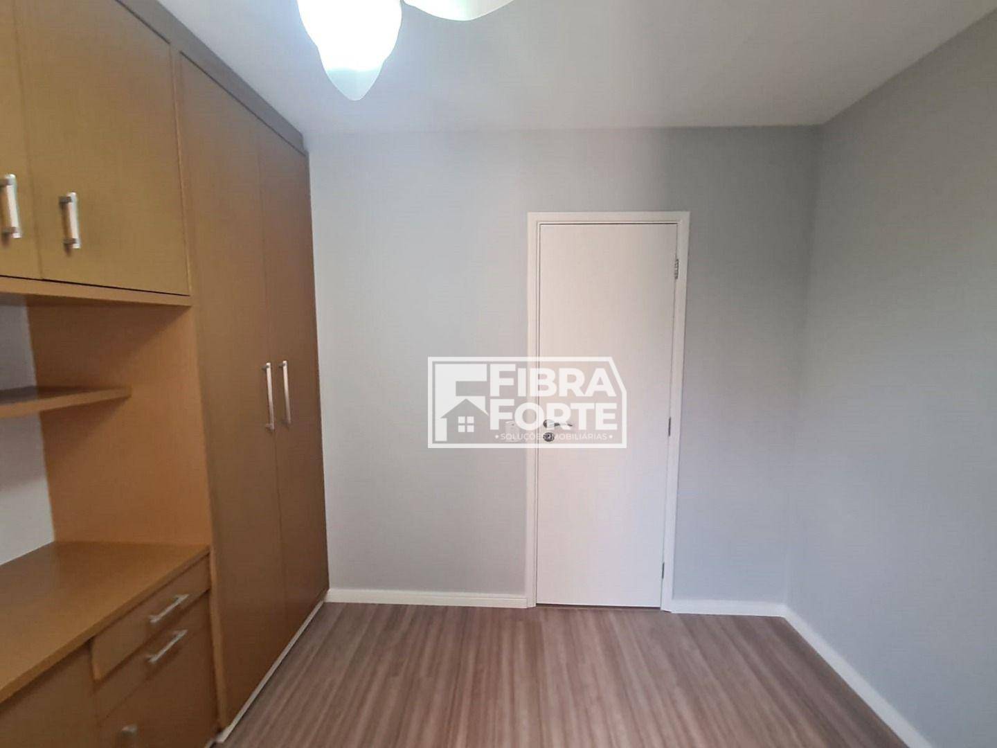 Apartamento à venda com 3 quartos, 85m² - Foto 13