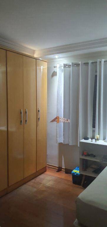 Apartamento à venda com 3 quartos, 72m² - Foto 11