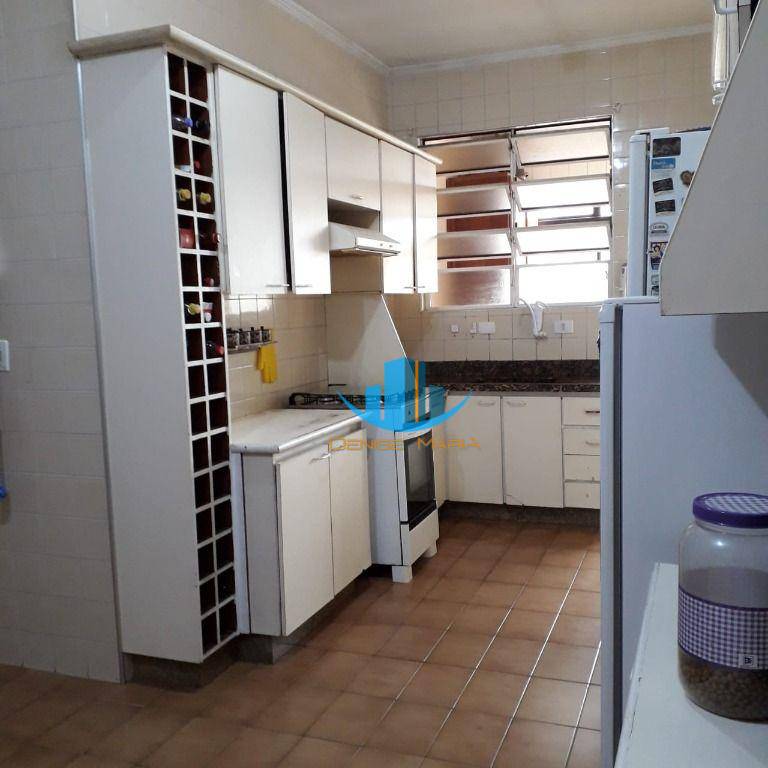 Apartamento à venda com 3 quartos, 136m² - Foto 18