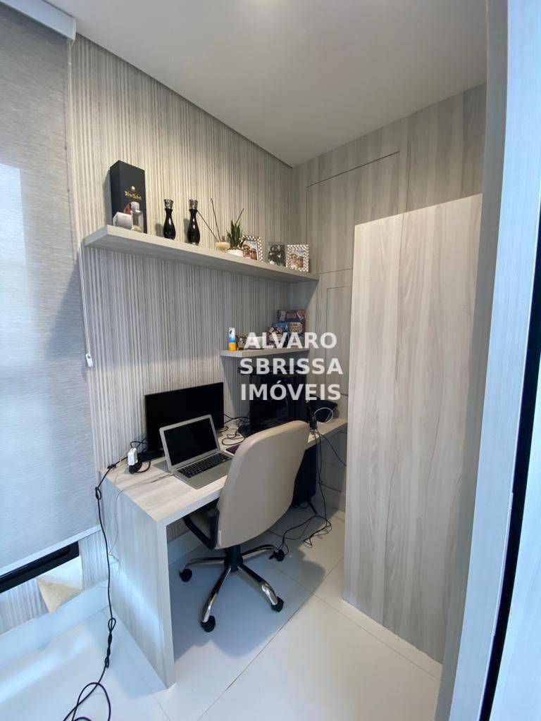 Casa de Condomínio à venda com 3 quartos, 218m² - Foto 10