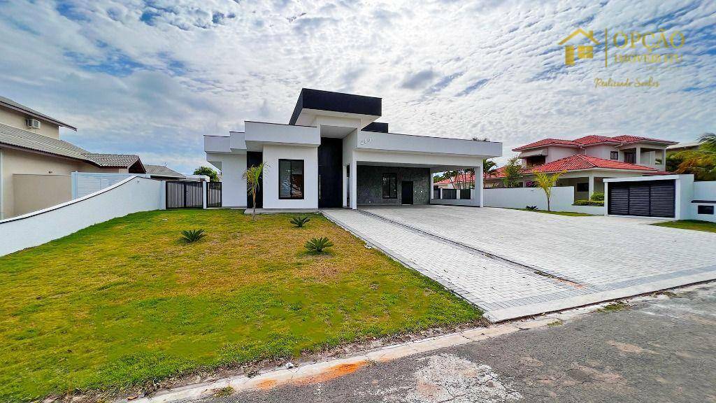 Casa de Condomínio à venda com 4 quartos, 470m² - Foto 2