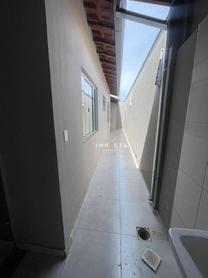 Casa à venda com 2 quartos, 113m² - Foto 4