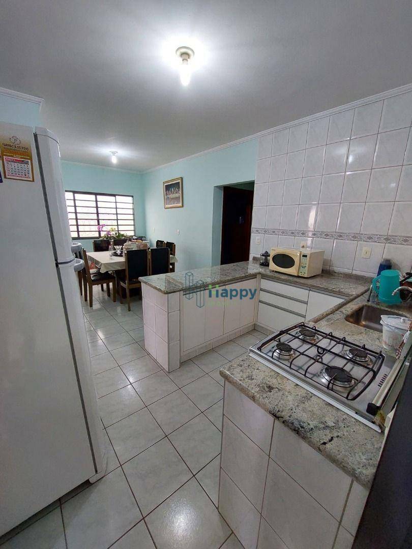 Casa à venda com 3 quartos, 140m² - Foto 8